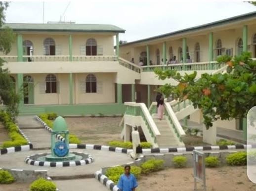 Al-Hikmah University school fees 2026/2027