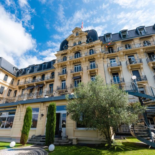 HIM Business School Montreux: BBA Fees, Admission and Courses